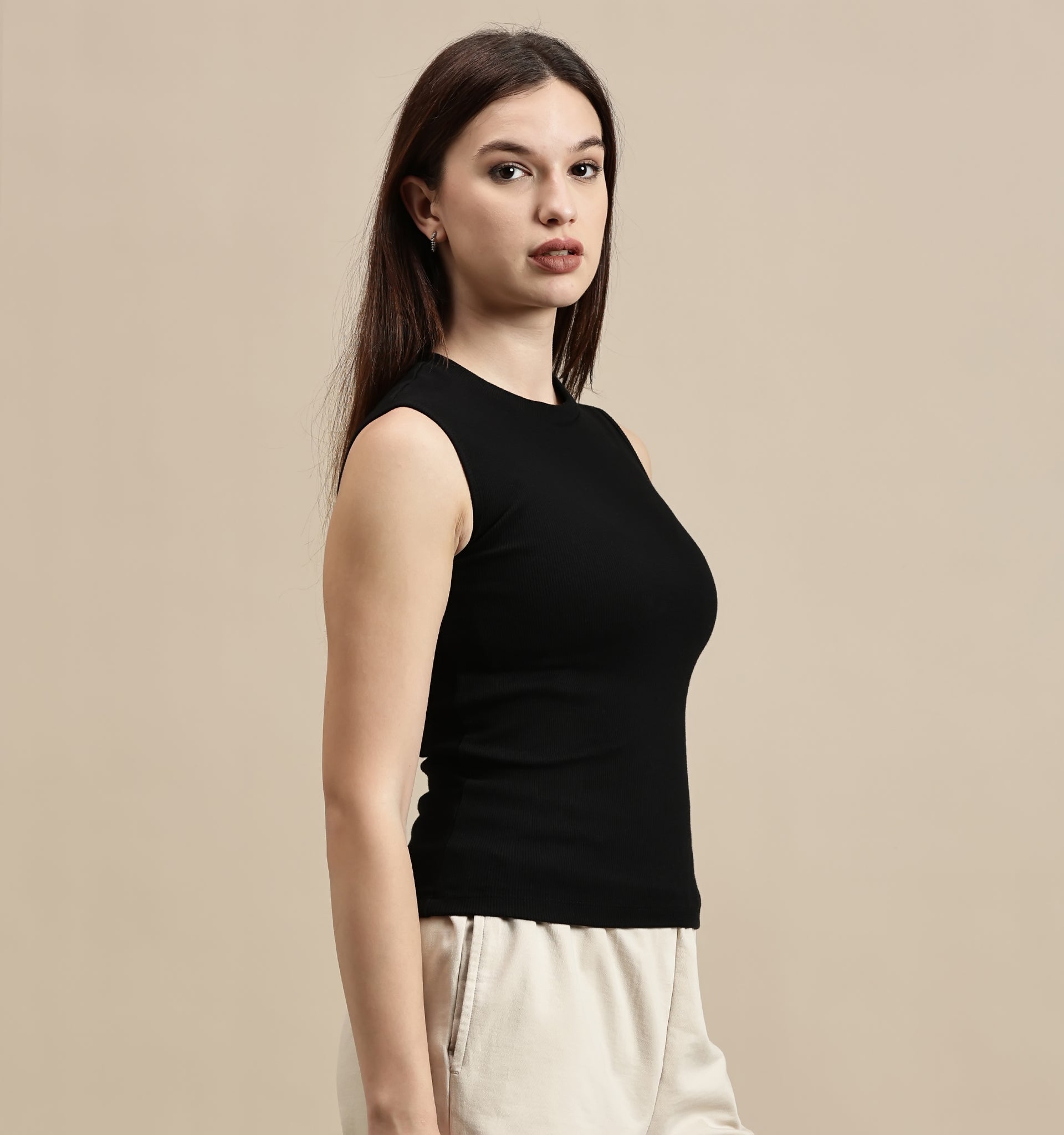 Women's Top – Crew Neck Sleeveless Top