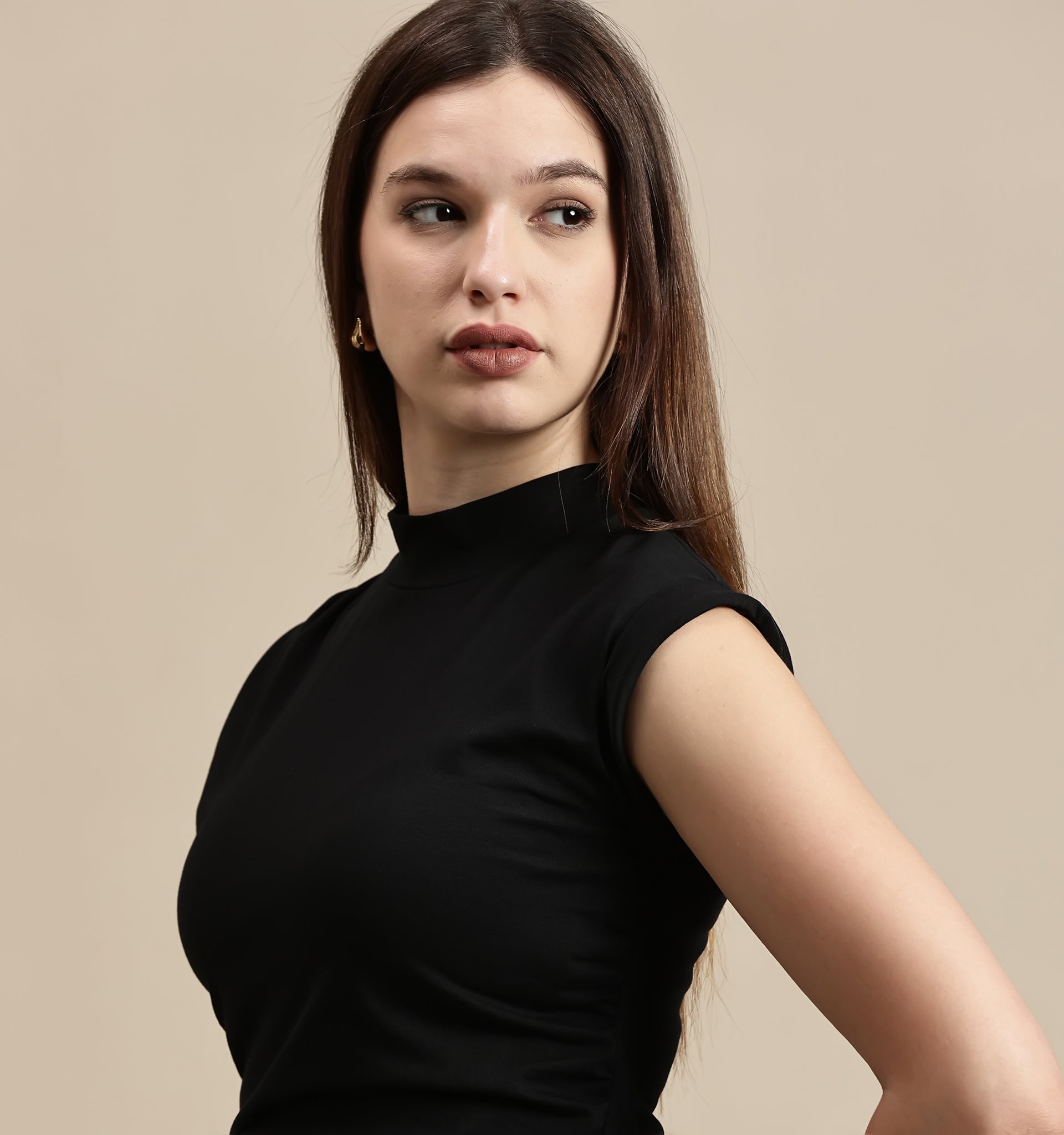 Women's Top – Mock Neck Sleeveless Top